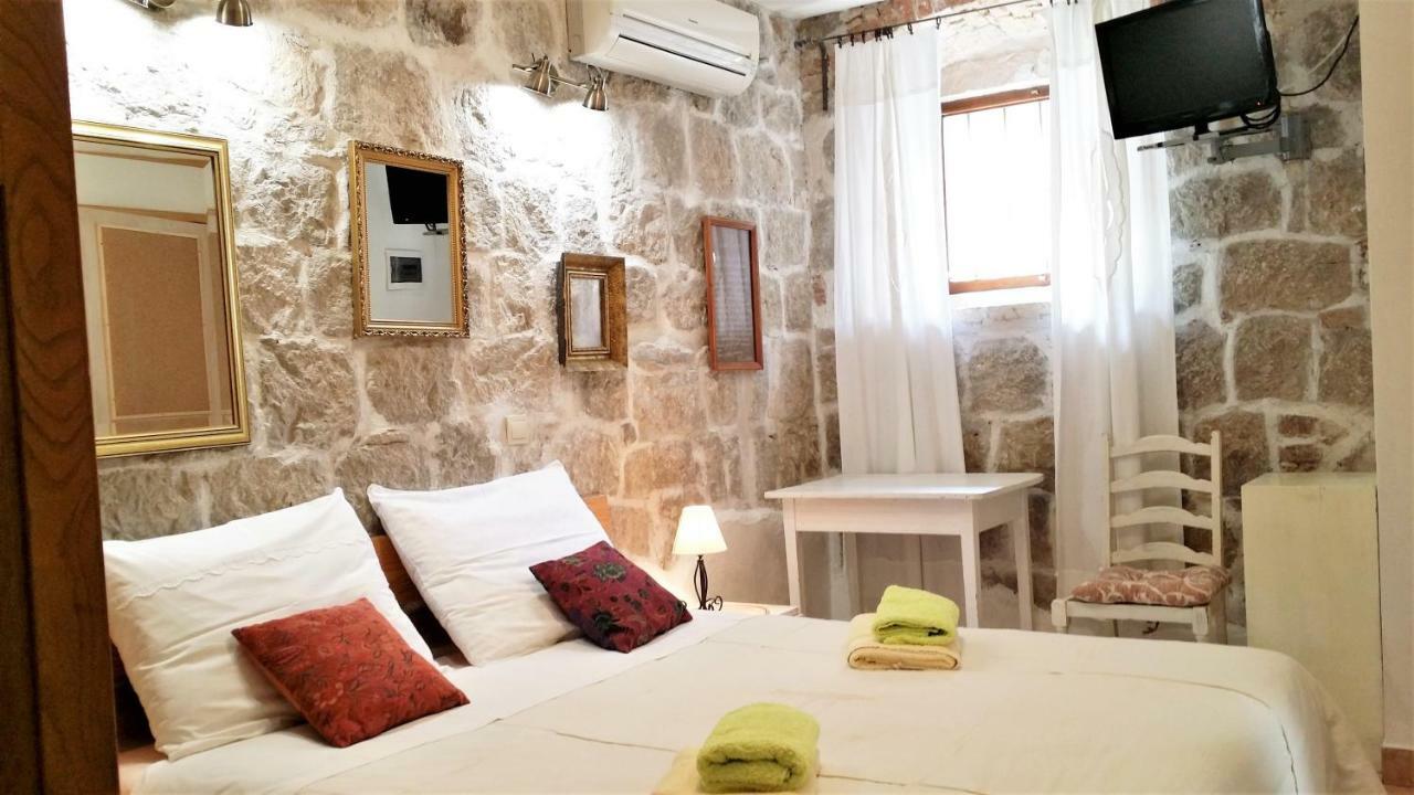Authentic Mediterranean Apartment Σπλιτ Εξωτερικό φωτογραφία